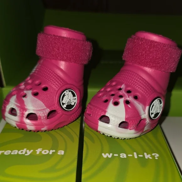 CROCS Bark Edition Green Box - Picture 3 of 3